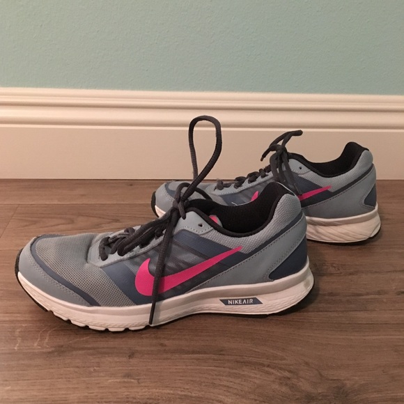 il 44% delle scarpe nike luce blu poshmark tennis il 44% delle scarpe nike luce blu poshmark tennis
